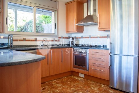 Сasa de 5 dormitorios en venta en Lloret de Mar, Gerona, Cataluña, Spain № 6709 - foto 16