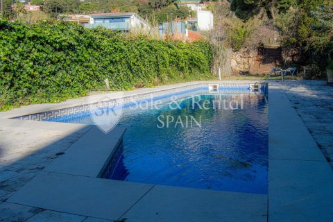 Сasa de 5 dormitorios en venta en Lloret de Mar, Gerona, Cataluña, Spain № 6709 - foto 2