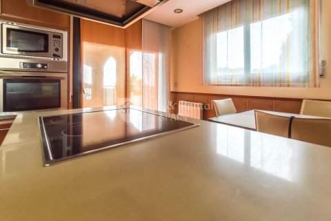 Сasa de 5 dormitorios en venta en Lloret de Mar, Gerona, Cataluña, Spain № 6711 - foto 14