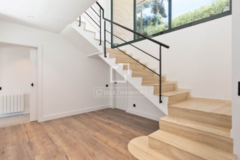 5 bedrooms villa for rent in Castelldefels, Barcelona, Catalonia, Spain № 7164 - photo 14