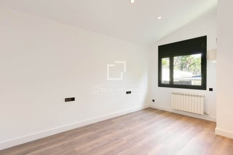 5 bedrooms villa for rent in Castelldefels, Barcelona, Catalonia, Spain № 7164 - photo 5