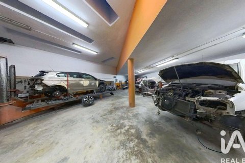6 bedrooms commercial property for rent in Torredembarra, Tarragona, Catalonia, Spain № 7590 - photo 17