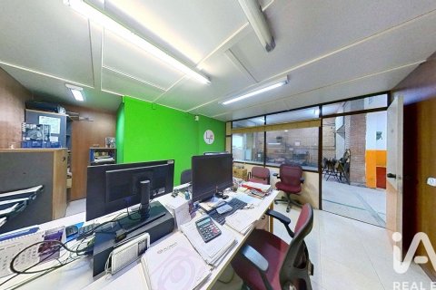 6 bedrooms commercial property for rent in Torredembarra, Tarragona, Catalonia, Spain № 7590 - photo 10