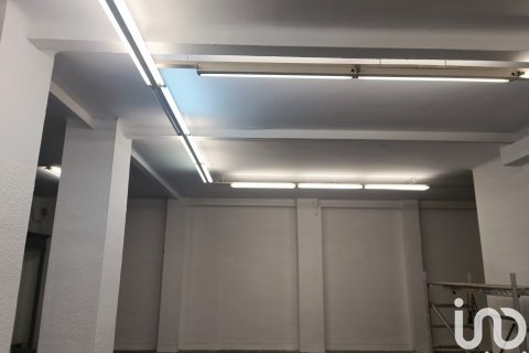 Propiedad comercial de 338 m² en alquiler en Barcelona, Cataluña, Spain № 7593 - foto 3