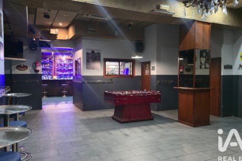 Propiedad comercial de 103 m² en alquiler en L'Hospitalet de Llobregat, Barcelona, Cataluña, Spain № 7592 - foto 20