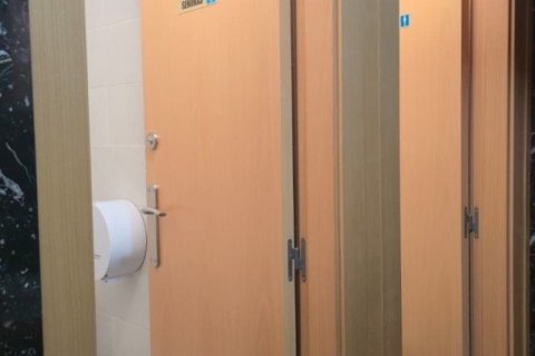 Propiedad comercial de 103 m² en alquiler en L'Hospitalet de Llobregat, Barcelona, Cataluña, Spain № 7592 - foto 26