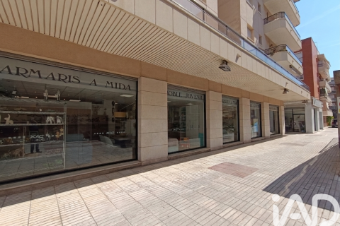 Propiedad comercial de 500 m² en alquiler en Vilanova i la Geltrú, Barcelona, Cataluña, Spain № 7587 - foto 2