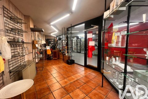 150 sq.m. commercial property for rent in Vallirana, Barcelona, Catalonia, Spain № 7591 - photo 3
