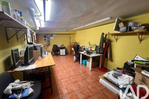 150 sq.m. commercial property for rent in Vallirana, Barcelona, Catalonia, Spain № 7591 - photo 16