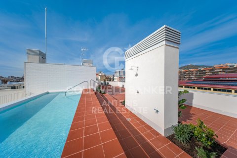 Dúplex de 2 dormitorios en venta en L'Hospitalet de Llobregat, Barcelona, Cataluña, Spain № 5298