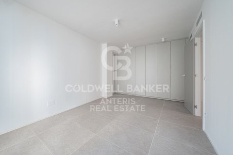 Dúplex de 2 dormitorios en venta en L'Hospitalet de Llobregat, Barcelona, Cataluña, Spain № 5298 - foto 7