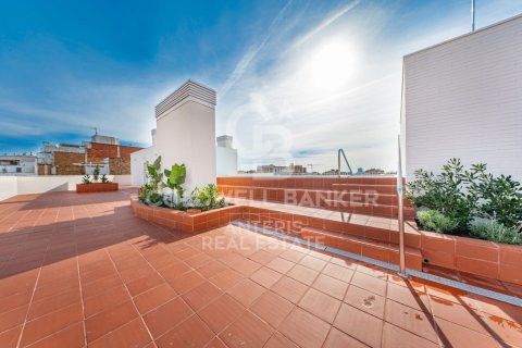 Dúplex de 2 dormitorios en venta en L'Hospitalet de Llobregat, Barcelona, Cataluña, Spain № 5298 - foto 18