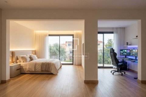 Villa de 4 dormitorios en venta en Vilanova i la Geltrú, Barcelona, Cataluña, Spain № 4600 - foto 14