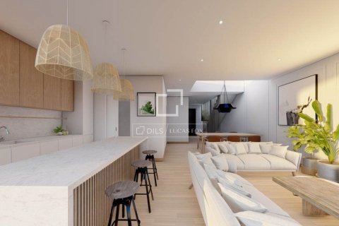 Villa de 4 dormitorios en venta en Vilanova i la Geltrú, Barcelona, Cataluña, Spain № 4600