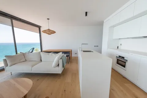 Apartamento de 3 dormitorios en venta en Lloret de Mar, Gerona, Cataluña, Spain № 4594 - foto 8