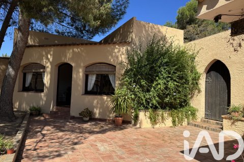 Сasa de 12 dormitorios en venta en Tarragona, Cataluña, Spain № 7311 - foto 11