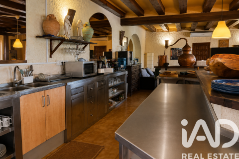 Сasa de 12 dormitorios en venta en Tarragona, Cataluña, Spain № 7311 - foto 18