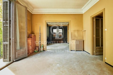 6 bedrooms apartment for rent in Barcelona, Catalonia, Spain № 8011 - photo 10