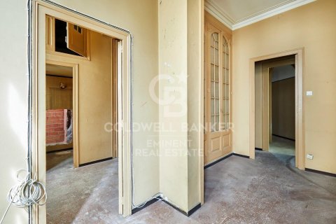 6 bedrooms apartment for rent in Barcelona, Catalonia, Spain № 8011 - photo 24