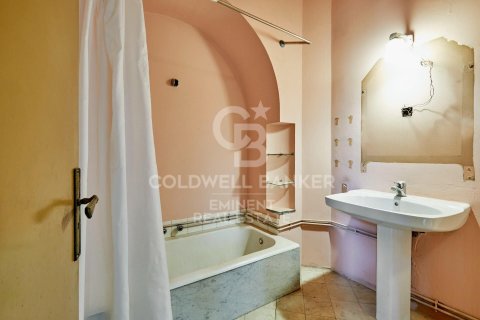 6 bedrooms apartment for rent in Barcelona, Catalonia, Spain № 8011 - photo 20