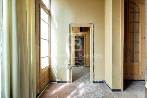 6 bedrooms apartment for rent in Barcelona, Catalonia, Spain № 8011 - photo 23