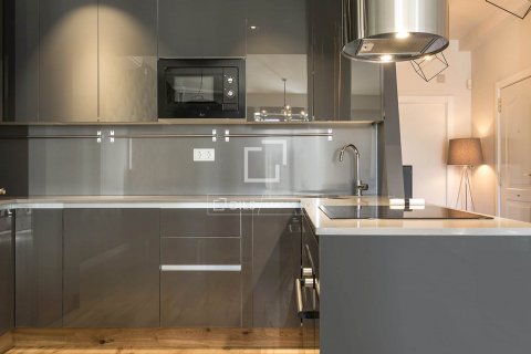 Снять в аренду квартиру в Барселона, Испания с 2 спальни, 95м², № 8591 - фото 18