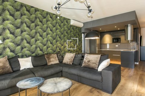 Снять в аренду квартиру в Барселона, Испания с 2 спальни, 95м², № 8591 - фото 3