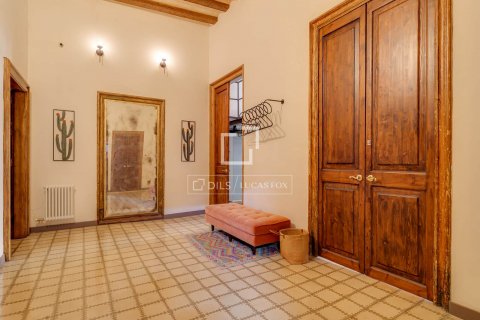 Купить квартиру в Барселона, Испания с 7 спален, 389м², № 8588 - фото 2