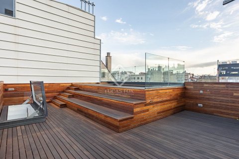 3 bedrooms apartment for sale in Barcelona, Catalonia, Spain № 8589 - photo 9