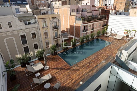 3 bedrooms apartment for sale in Barcelona, Catalonia, Spain № 8589
