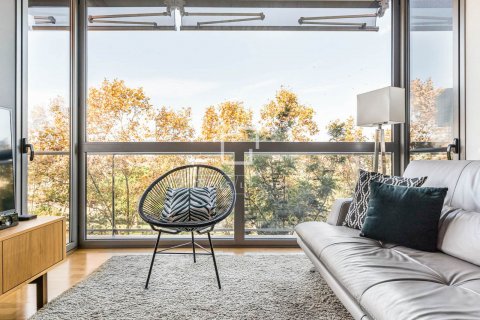 Apartamento de 4 dormitorios en venta en Barcelona, Cataluña, Spain № 8594 - foto 10