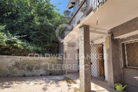 Снять в аренду дуплекс в Барселона, Испания с 4 спальни, № 6127 - фото 21