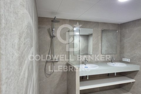 Снять в аренду дуплекс в Барселона, Испания с 4 спальни, № 6127 - фото 18