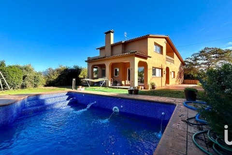 Сasa de 3 dormitorios en venta en Santa Eulalia De Roncana, Barcelona, Cataluña, Spain № 4989