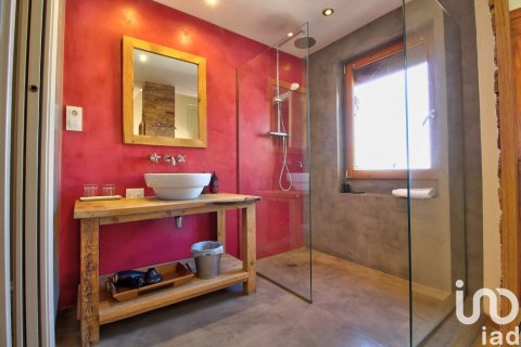 Hotel de 10 dormitorios en venta en Els Guiamets, Tarragona, Cataluña, Spain № 4994 - foto 18