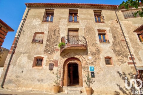 Hotel de 10 dormitorios en venta en Els Guiamets, Tarragona, Cataluña, Spain № 4994 - foto 4