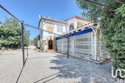 Купить коммерческую недвижимость в Сан-Пере-де-Рибес, Испания 500м², № 4990 - фото 2