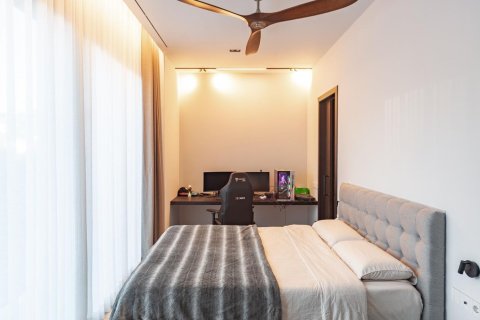 Сasa de 5 dormitorios en venta en Castelldefels, Barcelona, Cataluña, Spain № 6303 - foto 15