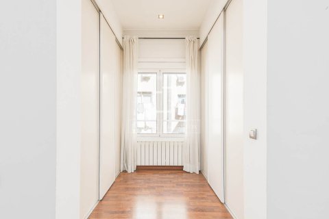 Купить квартиру в Барселона, Испания с 3 спальни, 120м², № 6602 - фото 20