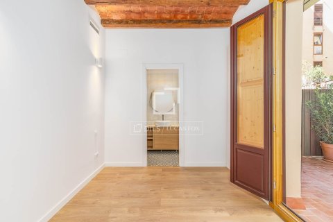 Купить квартиру в Барселона, Испания с 2 спальни, 69м², № 6597 - фото 19