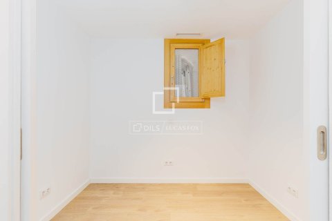 Купить квартиру в Барселона, Испания с 2 спальни, 69м², № 6597 - фото 8