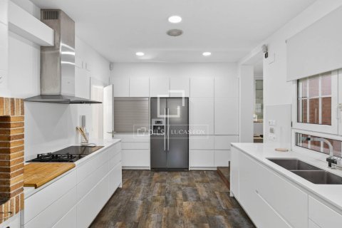 Купить виллу в Аргентона, Испания с 5 спален, 560м², № 6601 - фото 12