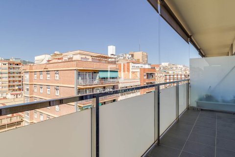 Apartamento de 2 dormitorios en venta en Barcelona, Cataluña, Spain № 6598 - foto 9