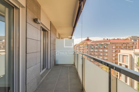 Apartamento de 2 dormitorios en venta en Barcelona, Cataluña, Spain № 6598 - foto 4