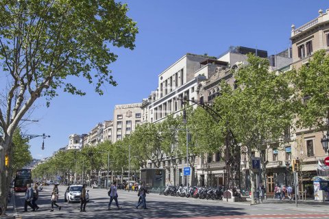 Apartamento de 4 dormitorios en venta en Barcelona, Cataluña, Spain № 4122 - foto 8