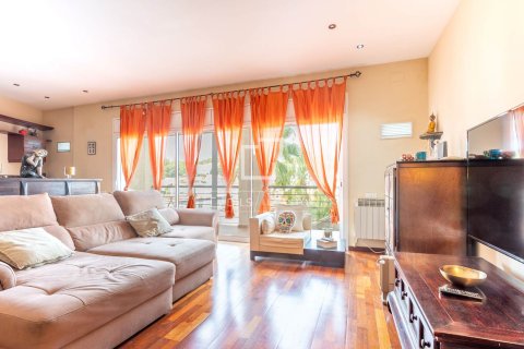 Villa de 6 dormitorios en venta en Sitges, Barcelona, Cataluña, Spain № 4119 - foto 7