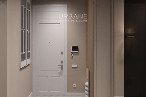 3 bedrooms apartment for sale in Eixample, Barcelona, Catalonia, Spain № 2662 - photo 9