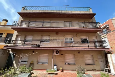 Propiedad comercial de 1050 m² en venta en Polinyà, Barcelona, Cataluña, Spain № 6972