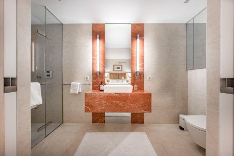 Apartamento de 4 dormitorios en venta en Barcelona, Cataluña, Spain № 6971 - foto 21