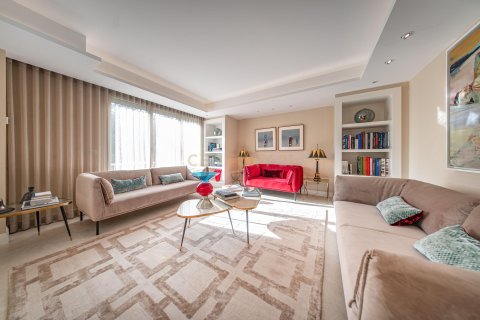 Apartamento de 4 dormitorios en venta en Barcelona, Cataluña, Spain № 6971 - foto 5